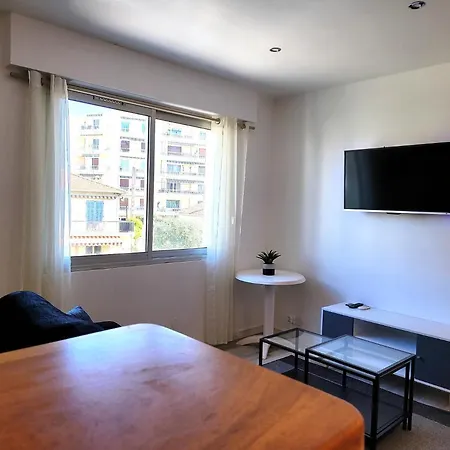 Le 64 Joli T2 Proche Centre Et Plages Apartment *