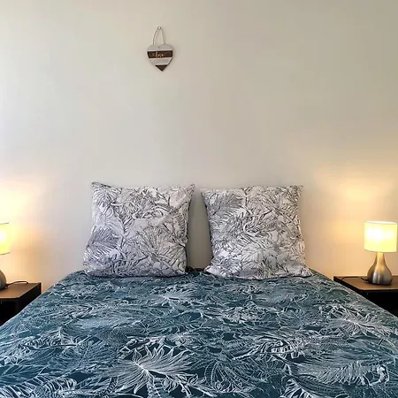 Le 64 Joli T2 Proche Centre Et Plages Apartment Antibes
